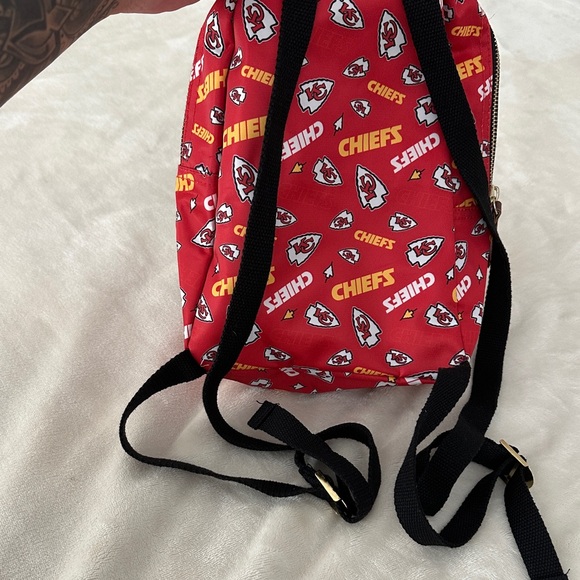 Red Chiefs Patterned Backpack - Picture 2 of 2